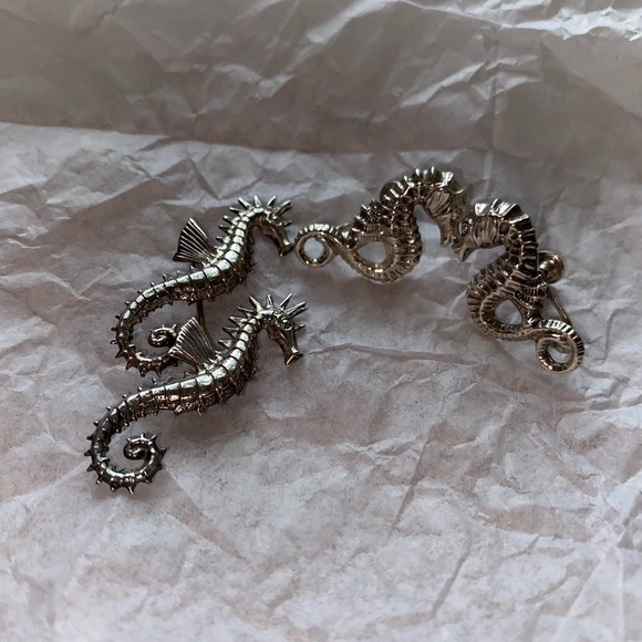 1950’s Vintage Beau Craft- Sterling Silver Double Seahorse Pin - Picture 7 of 7